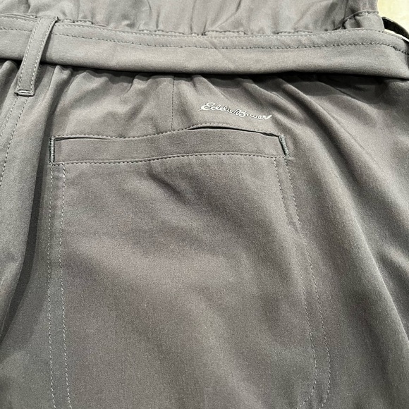 Eddie Bauer Departure Lightweight Grey Belted‎ Jumpsuit Travel Ready Size Medium - Picture 11 of 14